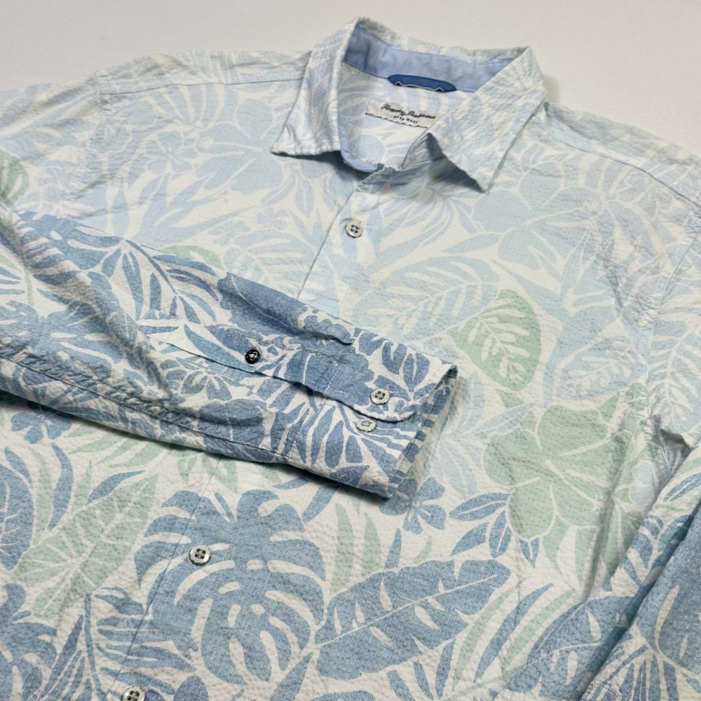 Tommy Bahama Nova Wave Shirt Mens Large Blue Green Floral Hawaiian Button Down